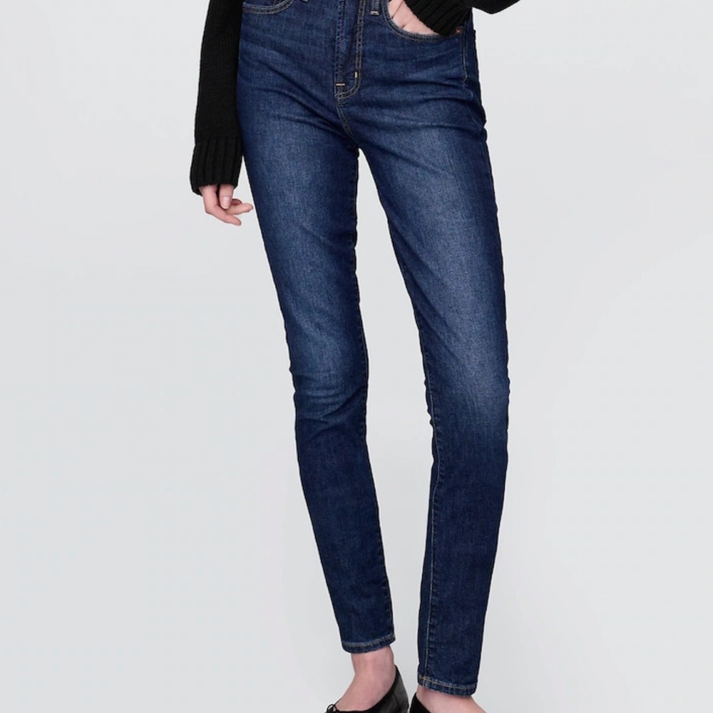 GAP Blue Skinny Jeans Classic Fit. Women’s 26s